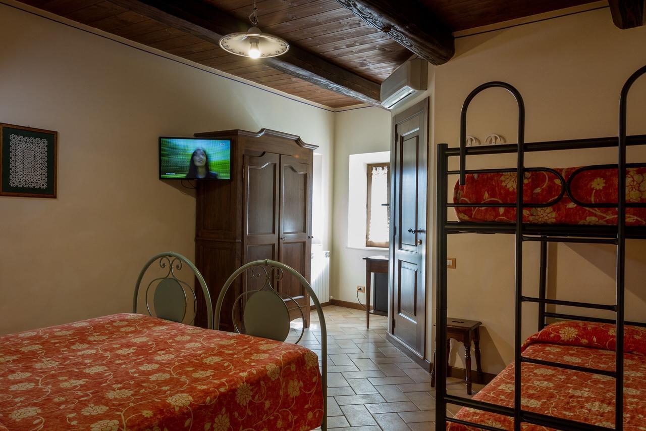 Agriturismo Vecchio Gelso Ortezzano Exterior foto